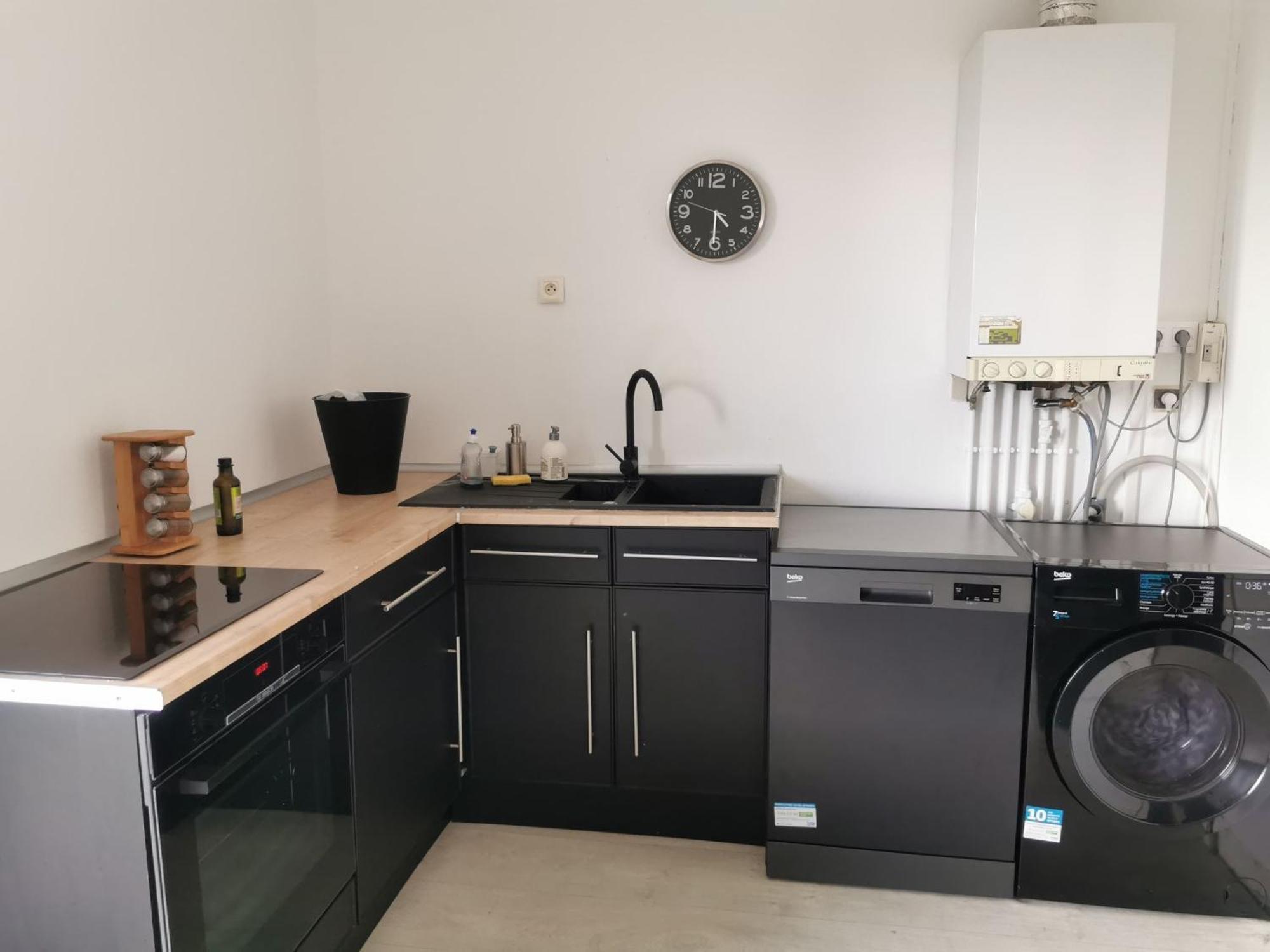 Chez Habitant, Quartier Gare Et Chateau Homestay